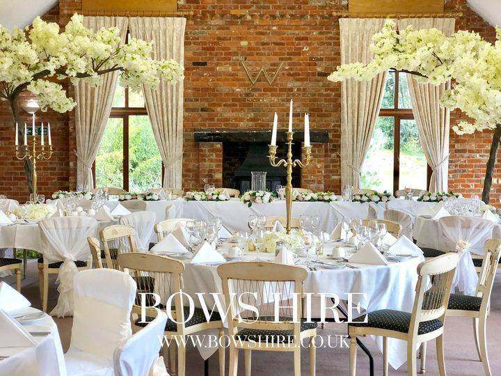 Westerham Golf Club wedding decoration by Bows Hire, photo 5